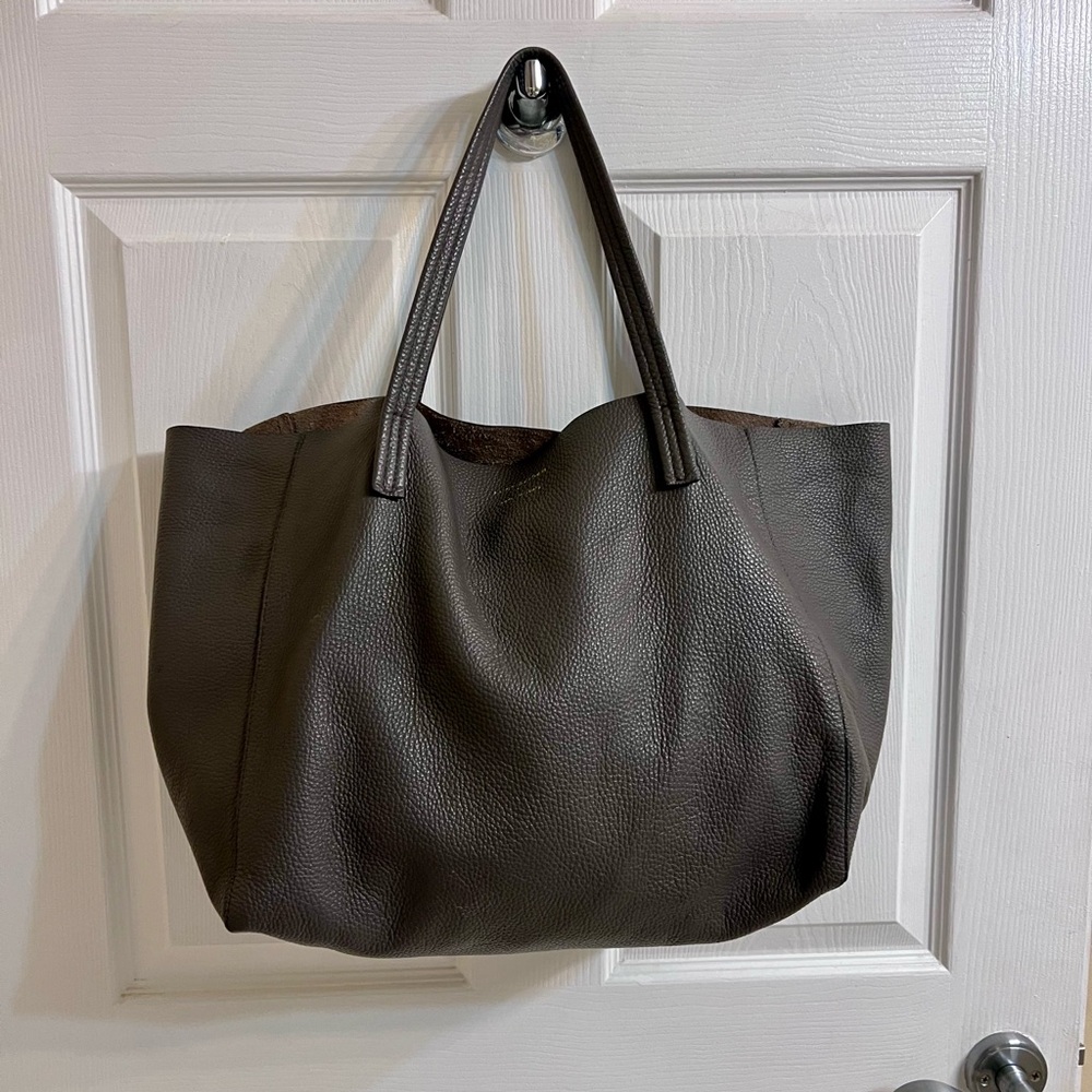 Kurt Geiger The Violet unstructured pebble gray leather large tote - Picture 4 of 11